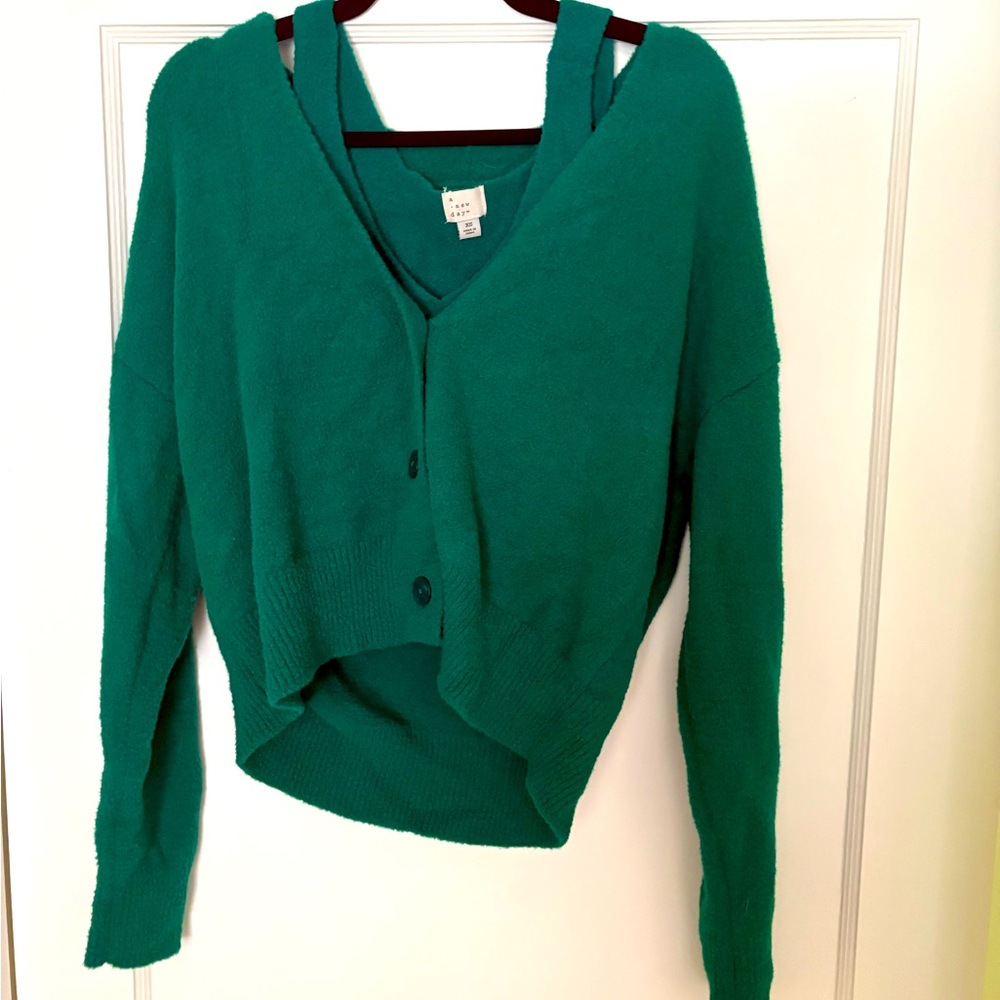 Women's Green Sweater Set by Universal Thread